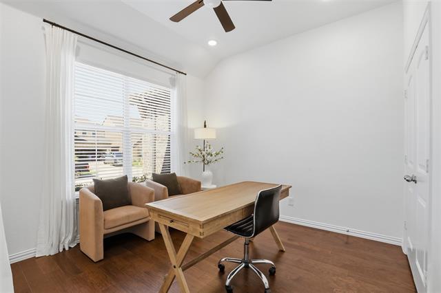 Photo - 15137 Devonne Dr