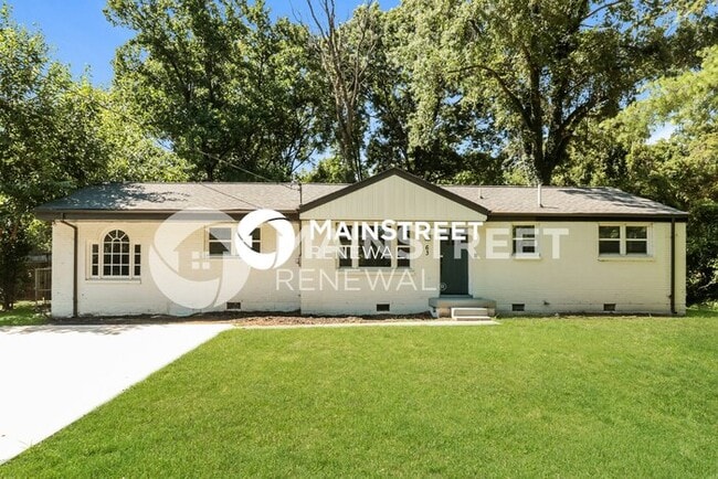 Building Photo - 3 Bedroom Pet-Friendly Home in NASHVILLE, TN with Main Street Renewal
