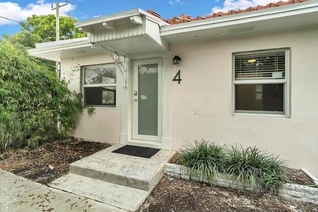 Building Photo - 17 Ocean Breeze