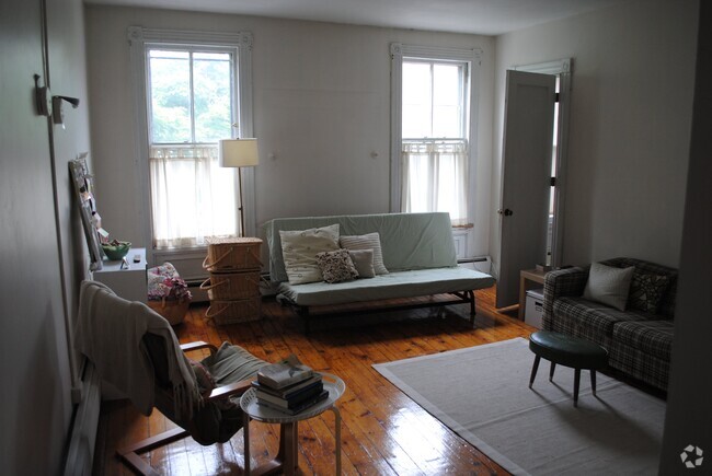 Building Photo - 204 Wooster St Unit Third Floor Rental