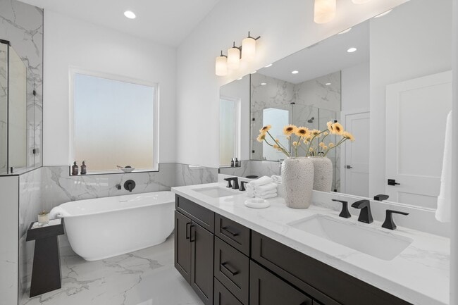 Photo - 8706 Ojeman Villas Dr