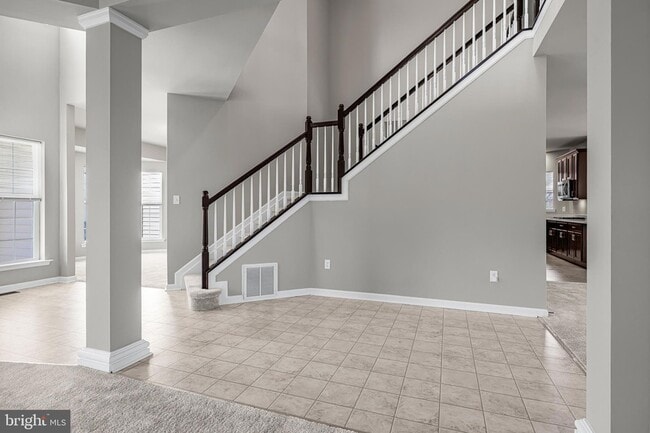 Photo - 243 Wavyleaf Dr