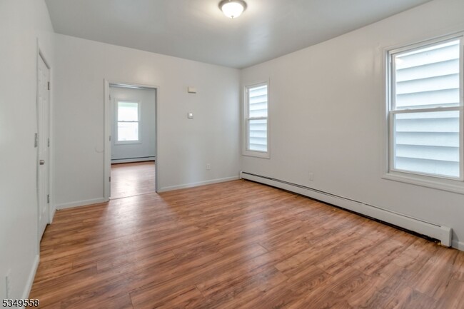 Photo - 116 Smith St Apartment Unit 2
