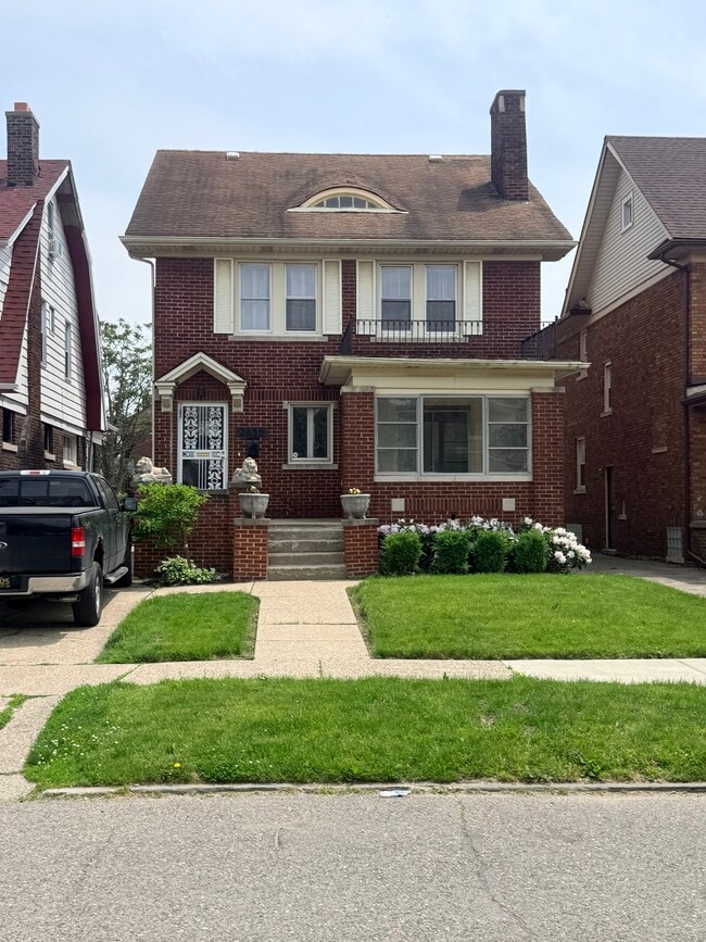 Building Photo - 2655 Collingwood St