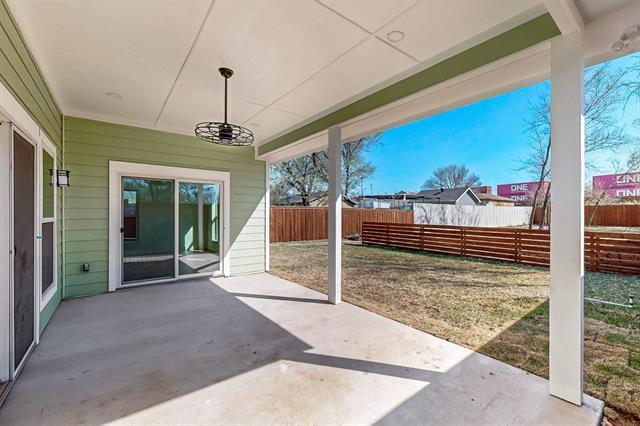 Photo - 1812 Muncie Ave