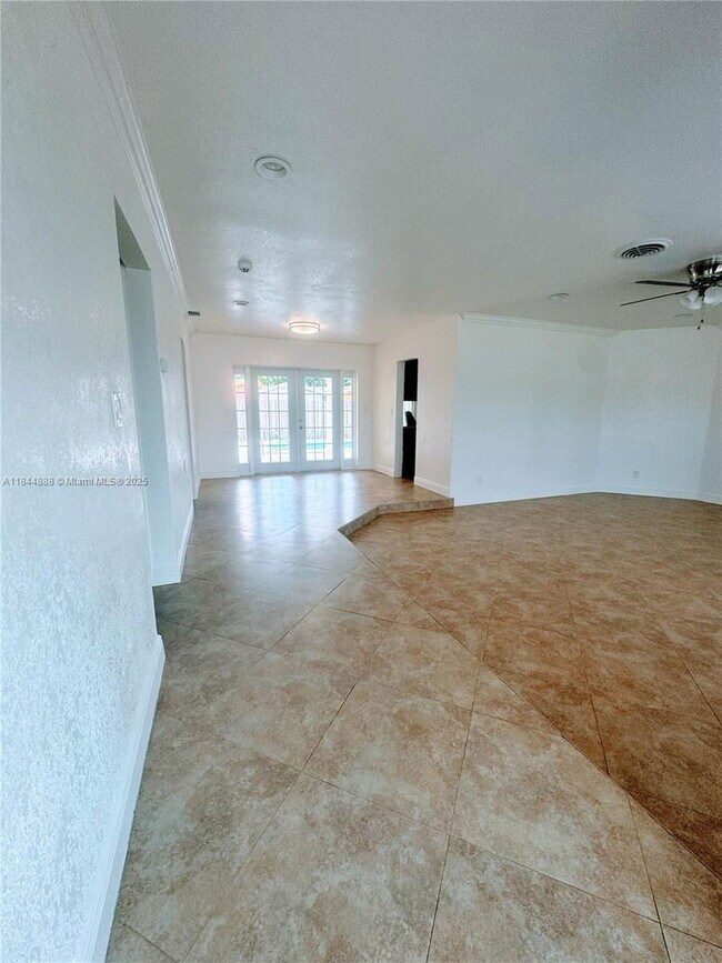 Photo - 4440 NW 43rd St House