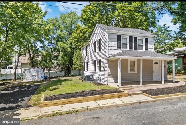 Driveway and shed - 27 E Phoenix Ave