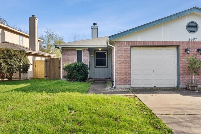 Photo - 2907 Kestrel Dr