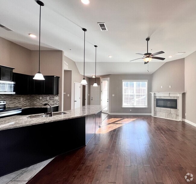 Building Photo - GlenCove9124 Unit 1 Rental