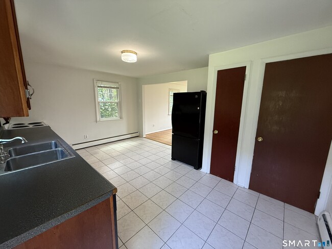 Photo - 74 Ring Dr
