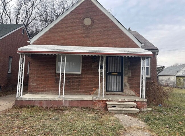 Building Photo - 2 bedroom located On the east side of town.