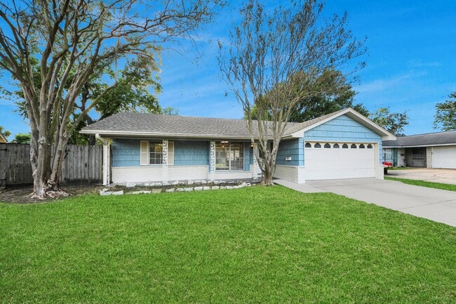 Photo - 7914 Marinette Dr