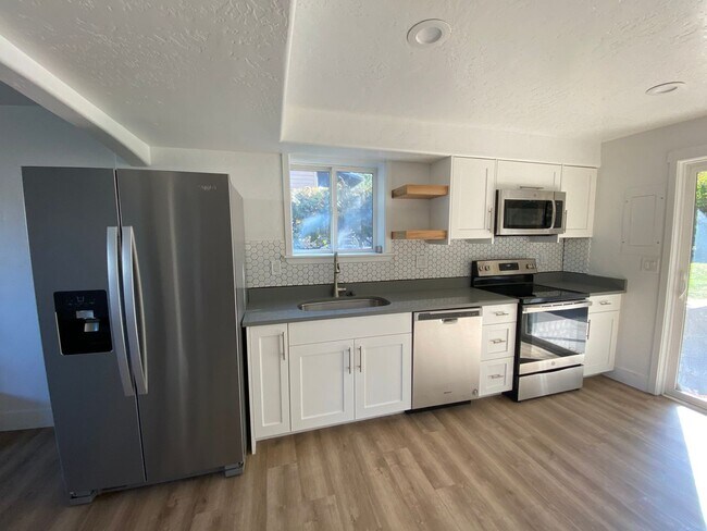 Photo - Orem Duplex - Downstairs