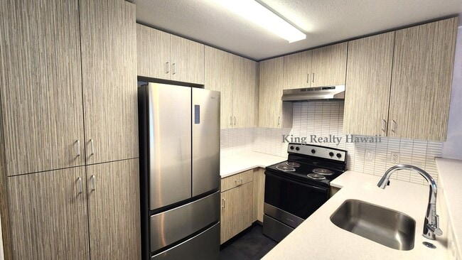 Photo - 46-263 Kahuhipa St. #B-302 Unit B-302