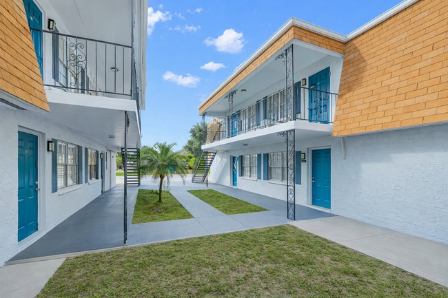 Uptown Villas 68