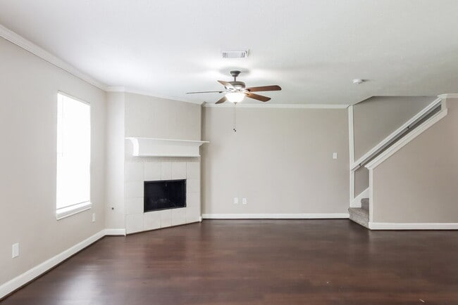 Photo - 6407 Crim Ct