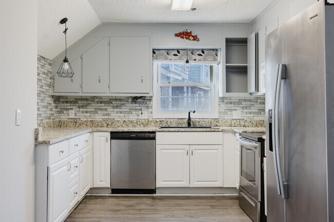 Photo - 90 Freedom Way