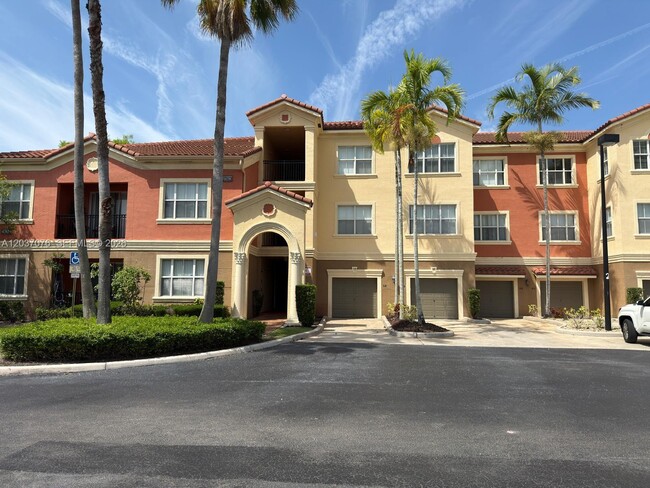 Building Photo - 4508 SW 160th Ave Unit 716