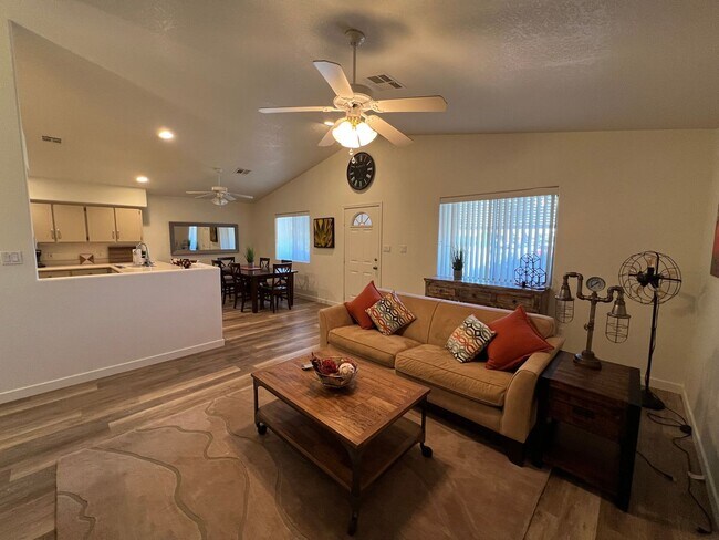 Photo - SHORT TERM RENTAL!