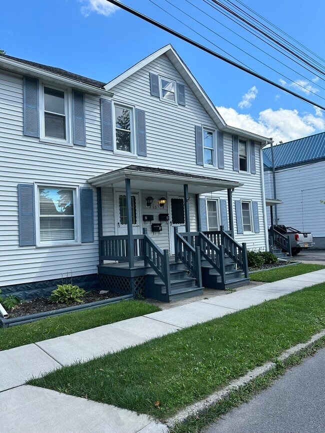 Main View - 28-30 Columbia Ave Unit 2