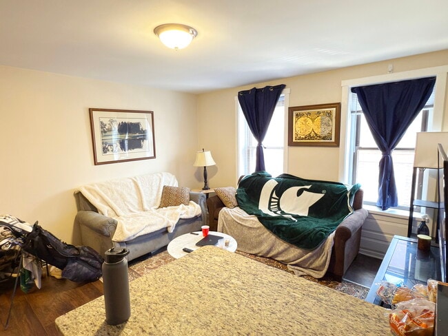 Photo - 1503 W Fullerton Ave Unit 2