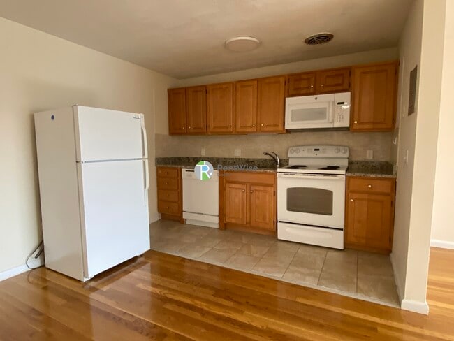 Photo - 222 Babcock St Unit 4E