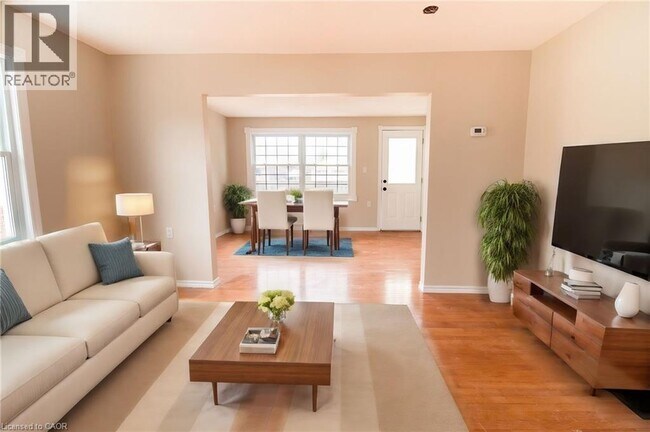 Photo - 539 Woodlawn Rd