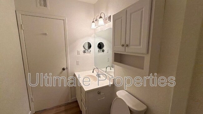 Photo - 5757 W Eugie Ave Unit 2009