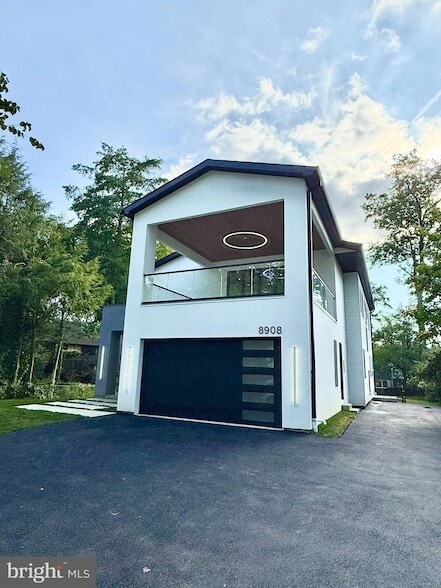 Photo - 8908 Mohawk Ln