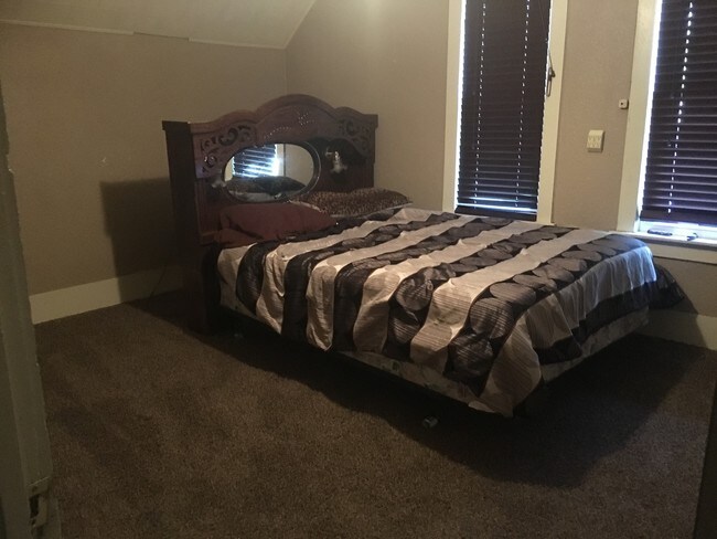 Photo - 508 W 2nd Ave