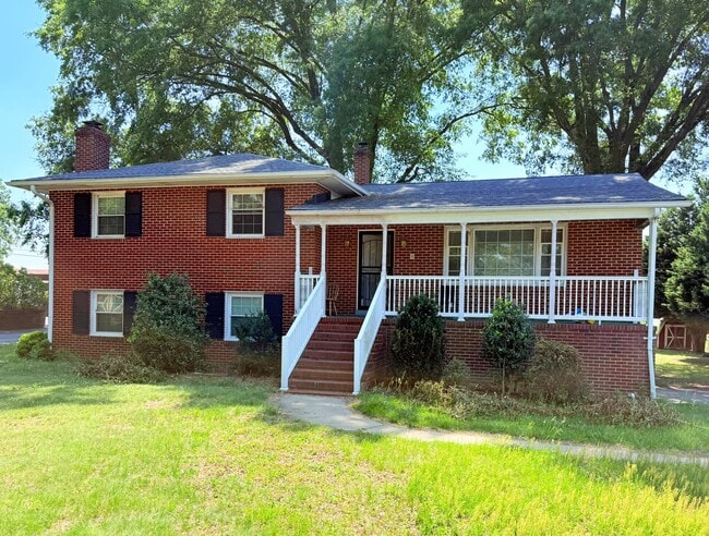 Photo - 7381 Barnette Ave