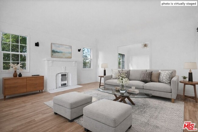 Photo - 1091 S Mansfield Ave