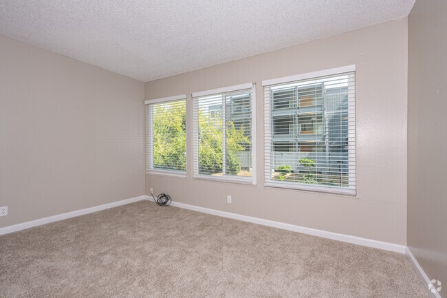 2BR, 1BA - 1,100SF - Primary Bedroom