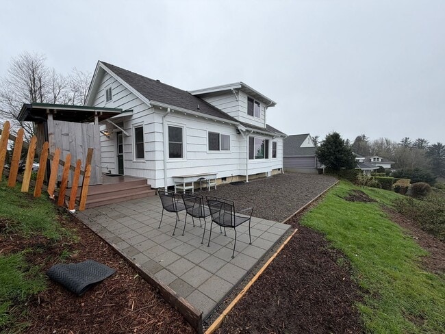 Photo - Beautiful 3 Bed / 2 Bath House With a Gorgeous View!