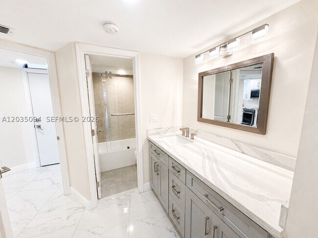 Photo - 3301 N Country Club Dr Unit 305