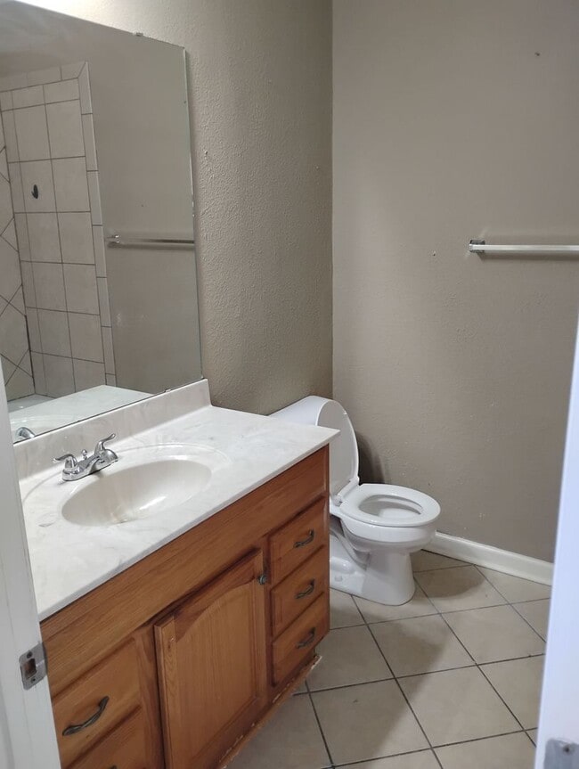 Photo - 2925 Hargrove E Rd Unidad 104