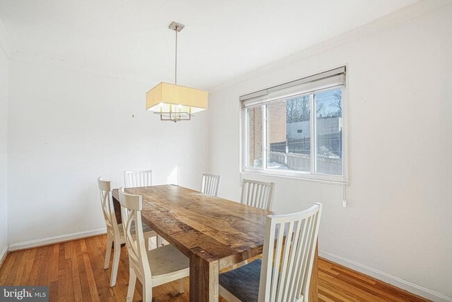 95 E Wayne Ave Unit 209
