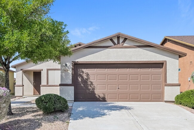 Photo - 5075 E Fishhook Ct Casa