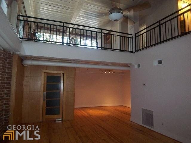2-story open concept property - 190 Walker St SW Unit 201