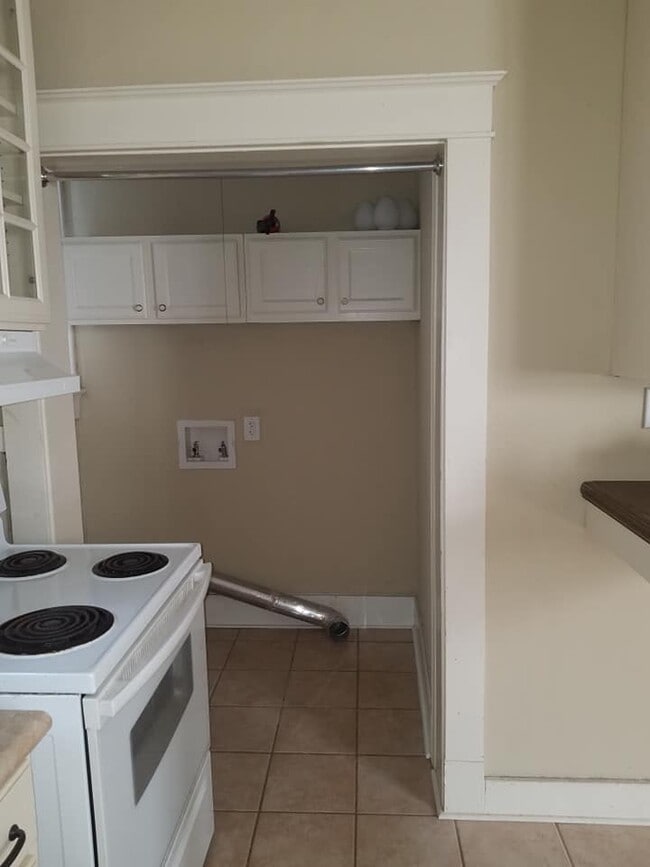 Photo - 37 S McLean Blvd Unit 2