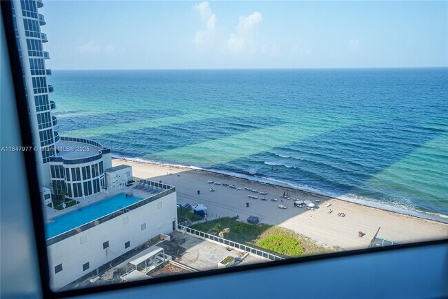 Building Photo - 15901 Collins Ave Unit 1104 Rental