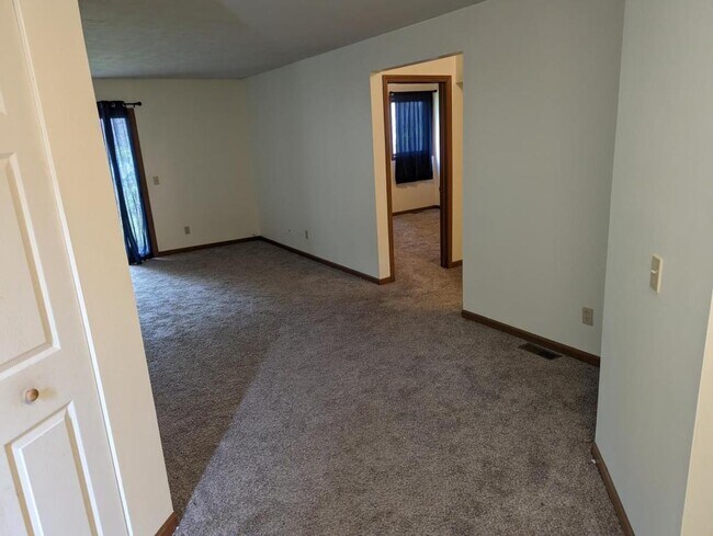 Photo - 905 Tyler St