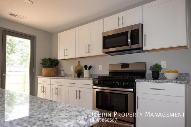 Photo - 1204 W Moore St