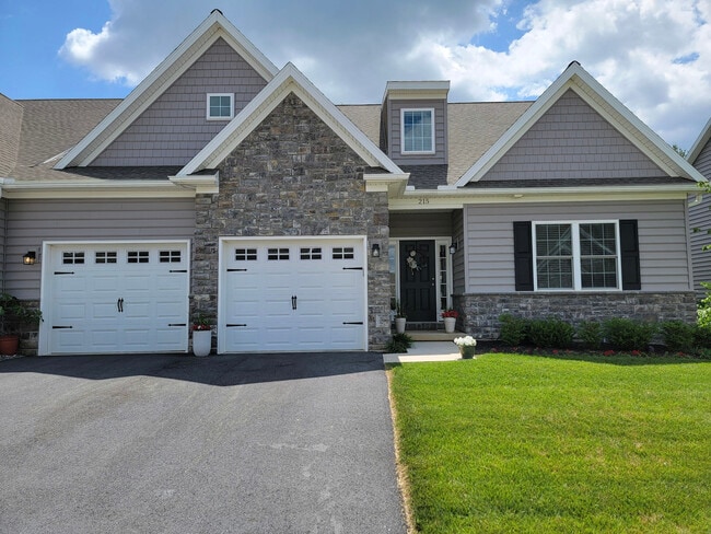 Photo - 206 Buckton Dr Casa