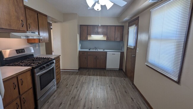 Photo - 3-bedroom in Lewis Central