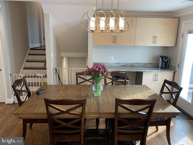 Photo - 7413 Farnum St