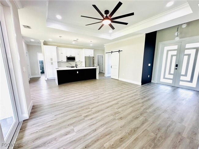 Photo - 771 Gaylord Ave S