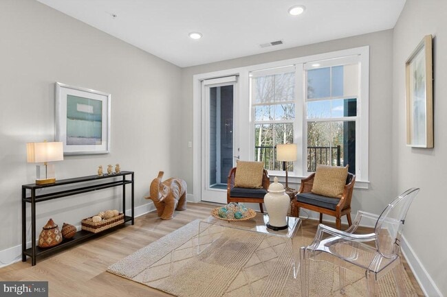 Photo - 76 Old Mill Bottom Rd N Unit 203