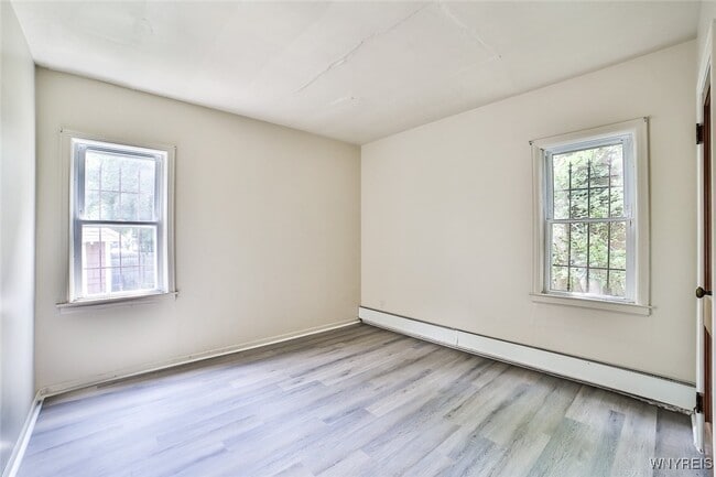 Building Photo - 1811 Weston Ave Rental