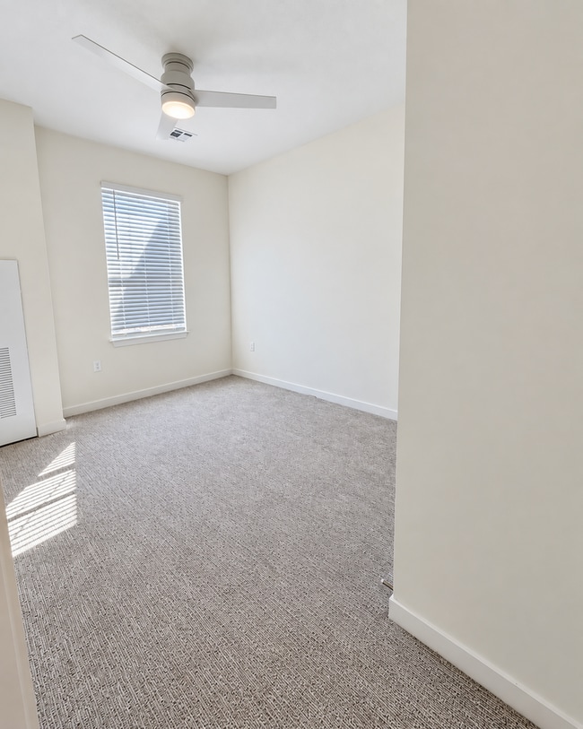 1621West Apartments